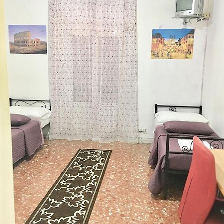 Hostel New Golden House Rom Exterior foto
