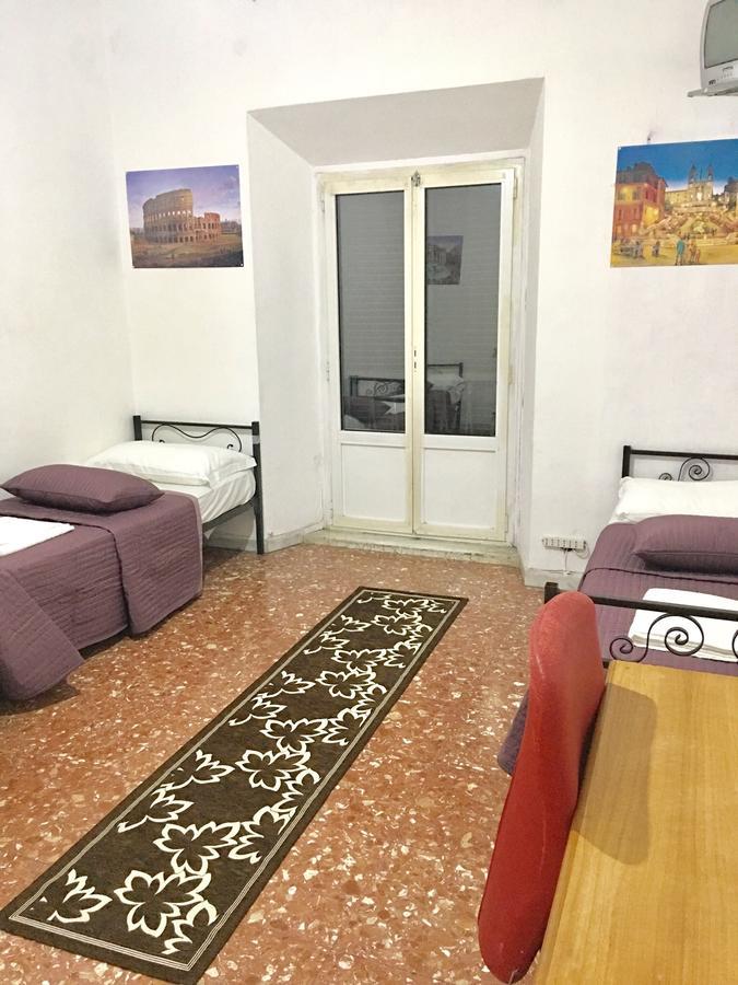 Hostel New Golden House Rom Exterior foto